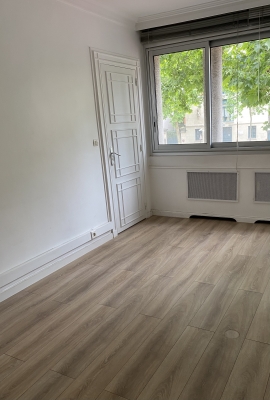 BUREAU VIDE 2.jpg
